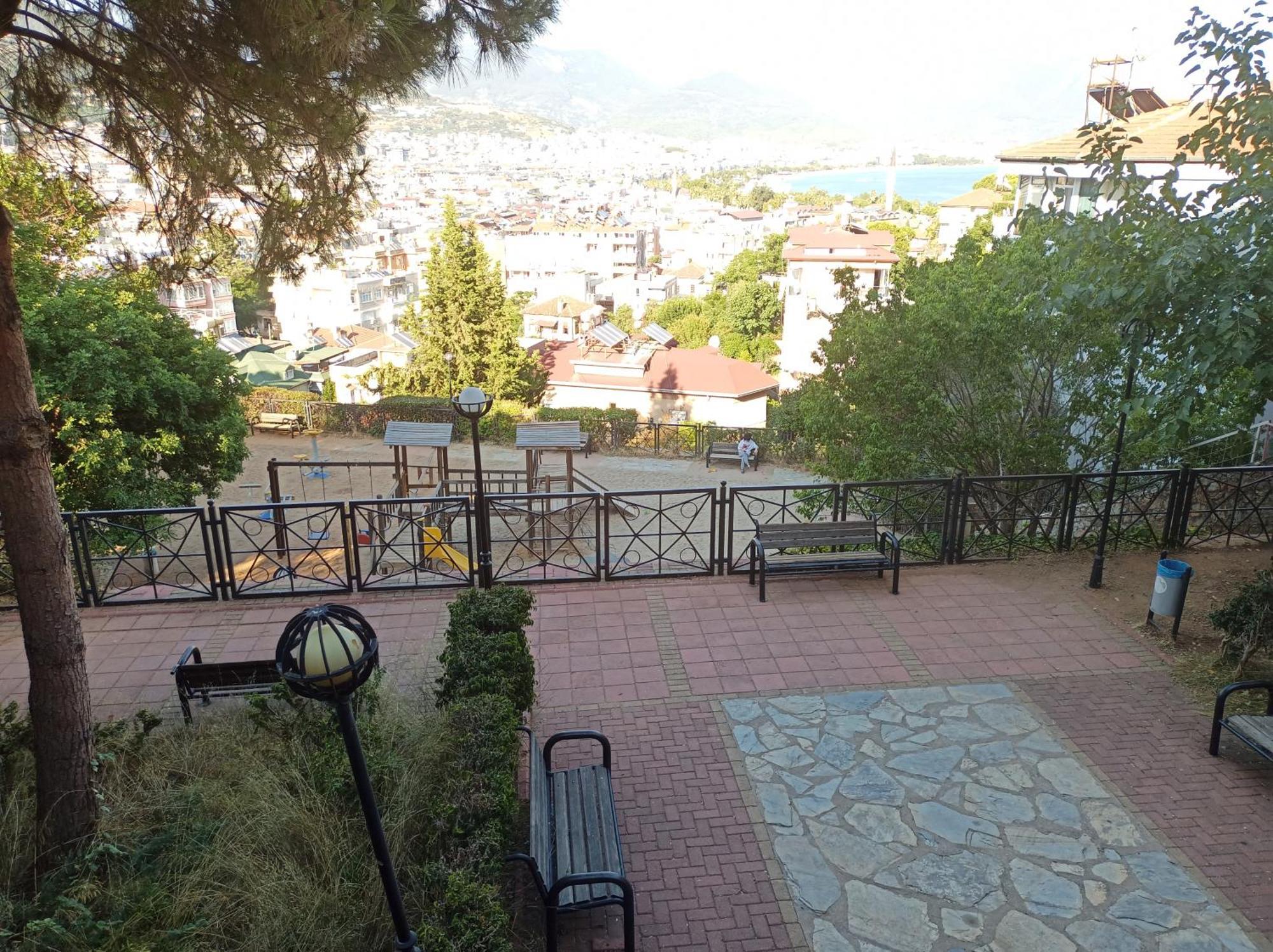 Beautiful Sultan House At Cleopatra Beach 1 With Umbrellas, Balcony, Barbecue, Private 100Mbps Wifi, Smart Tv, Table Games, Vip Trans-Fer - Beautiful Apartmenthouse Алания Экстерьер фото