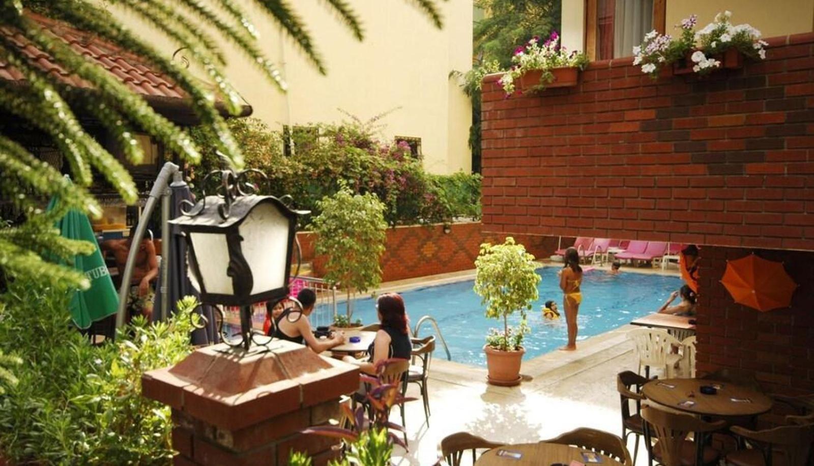Beautiful Sultan House At Cleopatra Beach 1 With Umbrellas, Balcony, Barbecue, Private 100Mbps Wifi, Smart Tv, Table Games, Vip Trans-Fer - Beautiful Apartmenthouse Алания Экстерьер фото